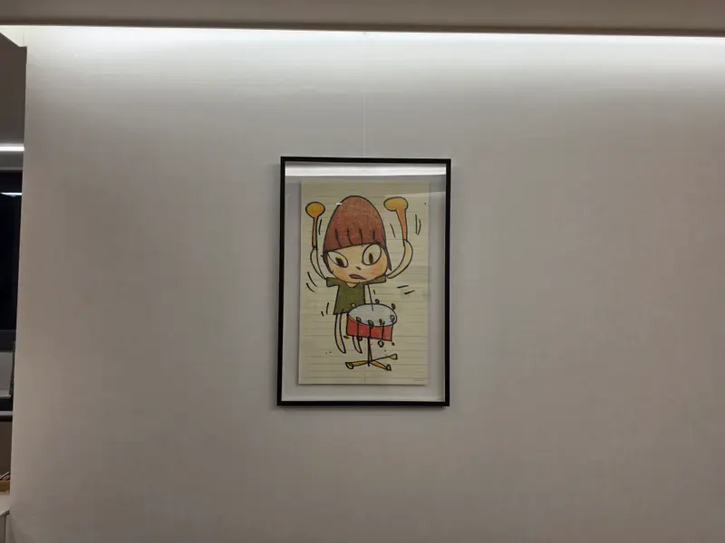 못 없는 액자레일 설치 시공 사진 6