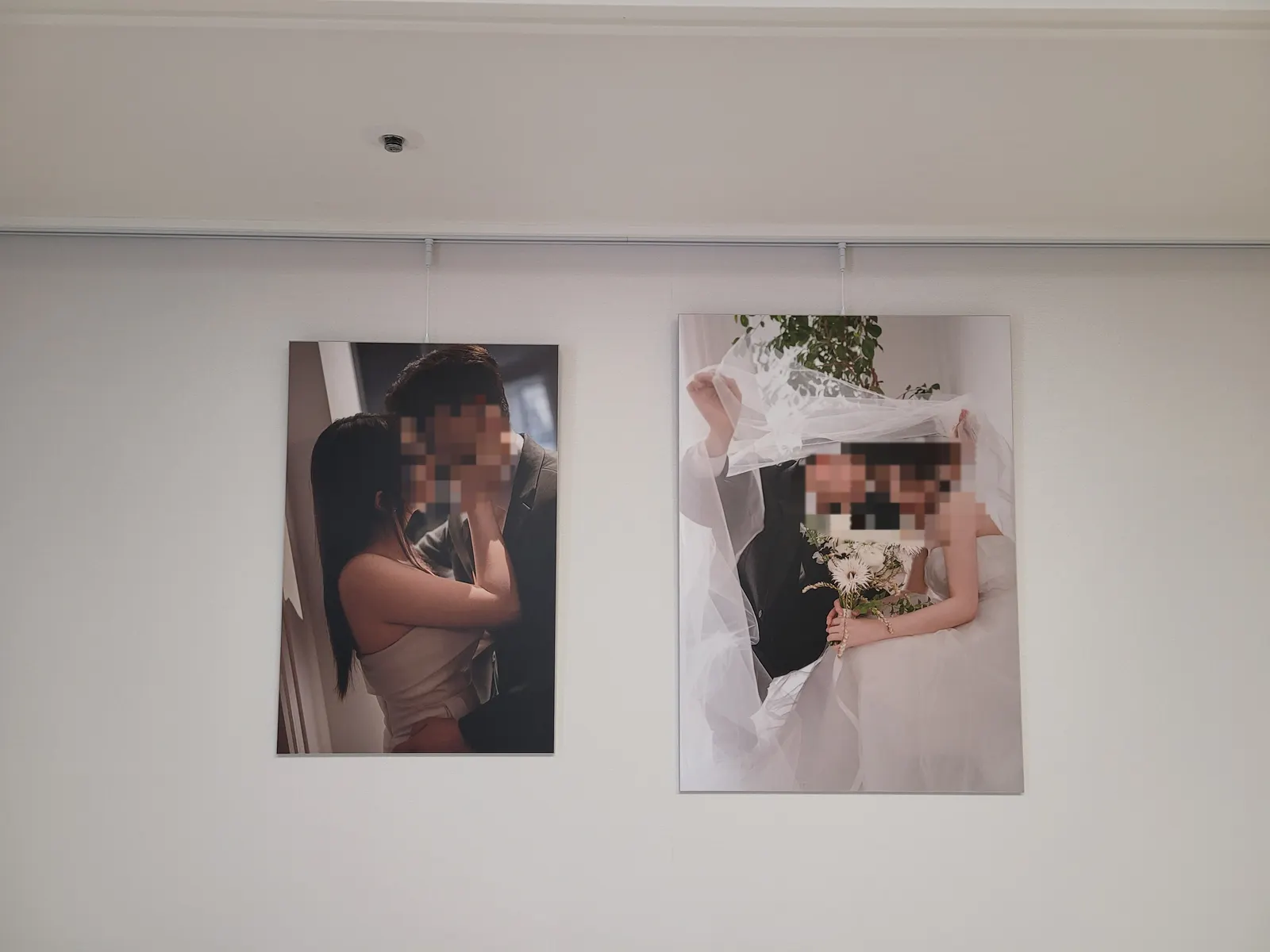 웨딩사진 액자레일 설치 시공 사진 3